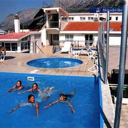 Aparthotel Pecic Gradac  Exteriör bild