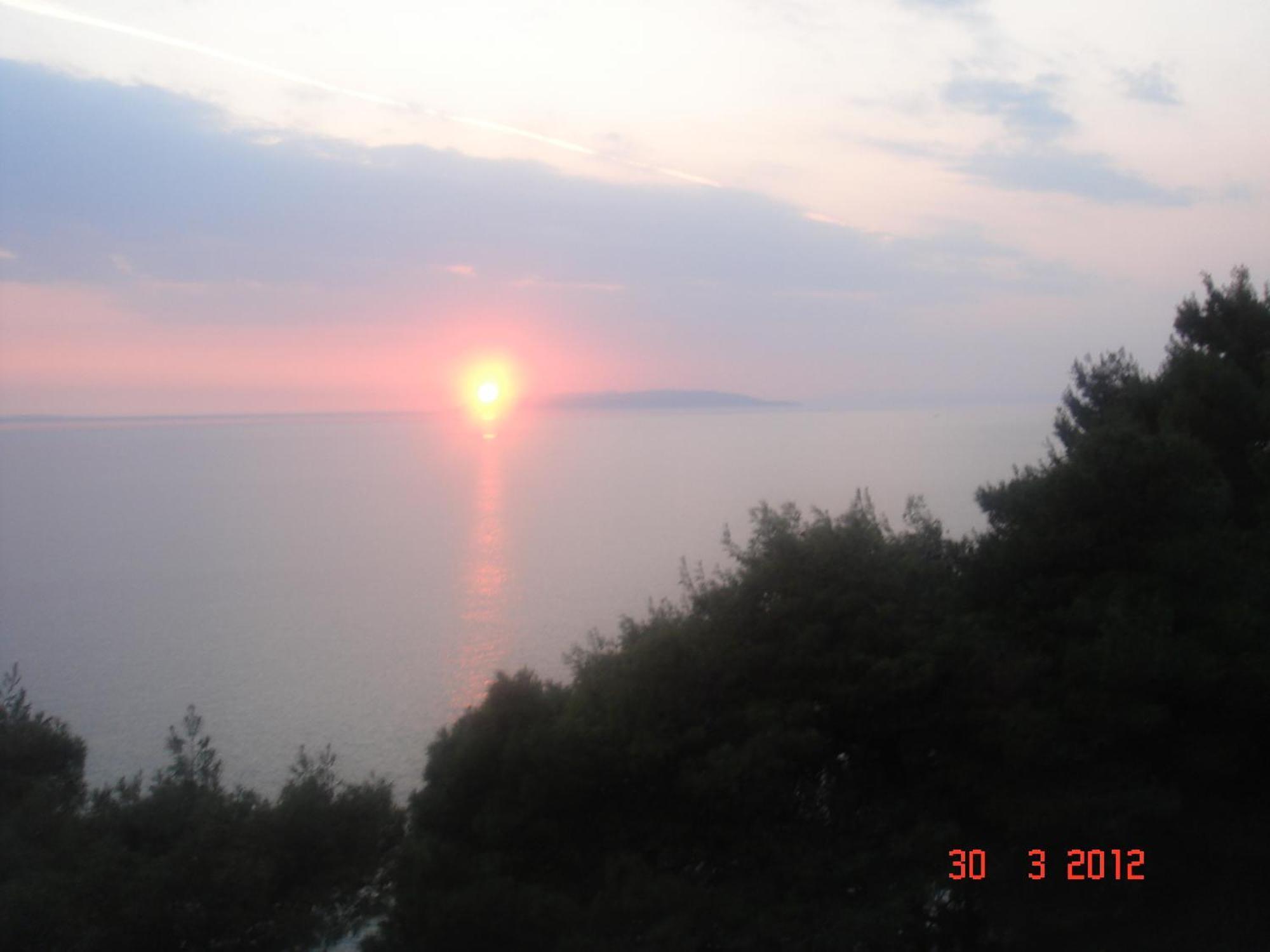 Aparthotel Pecic Gradac  Exteriör bild