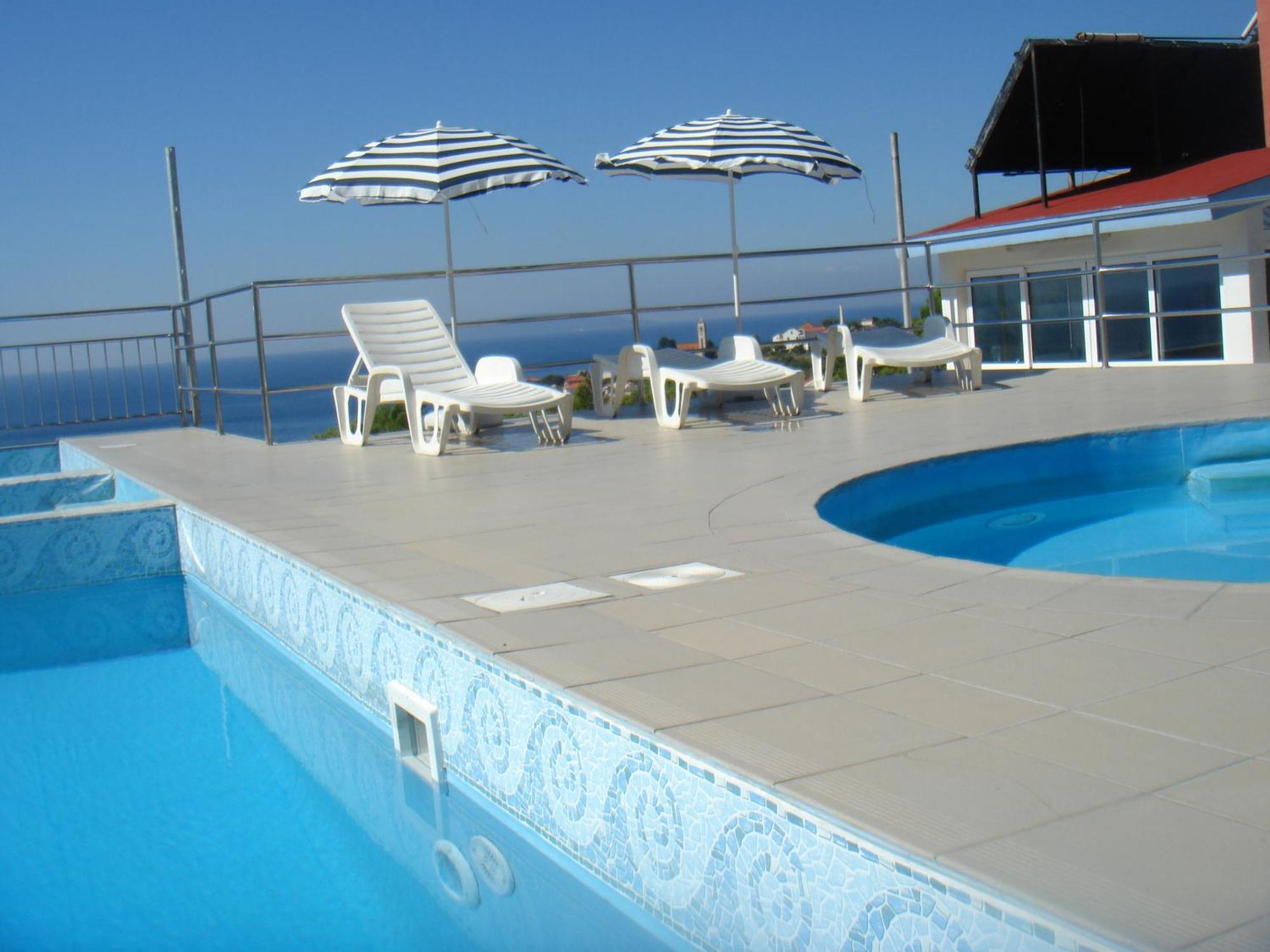 Aparthotel Pecic Gradac  Exteriör bild